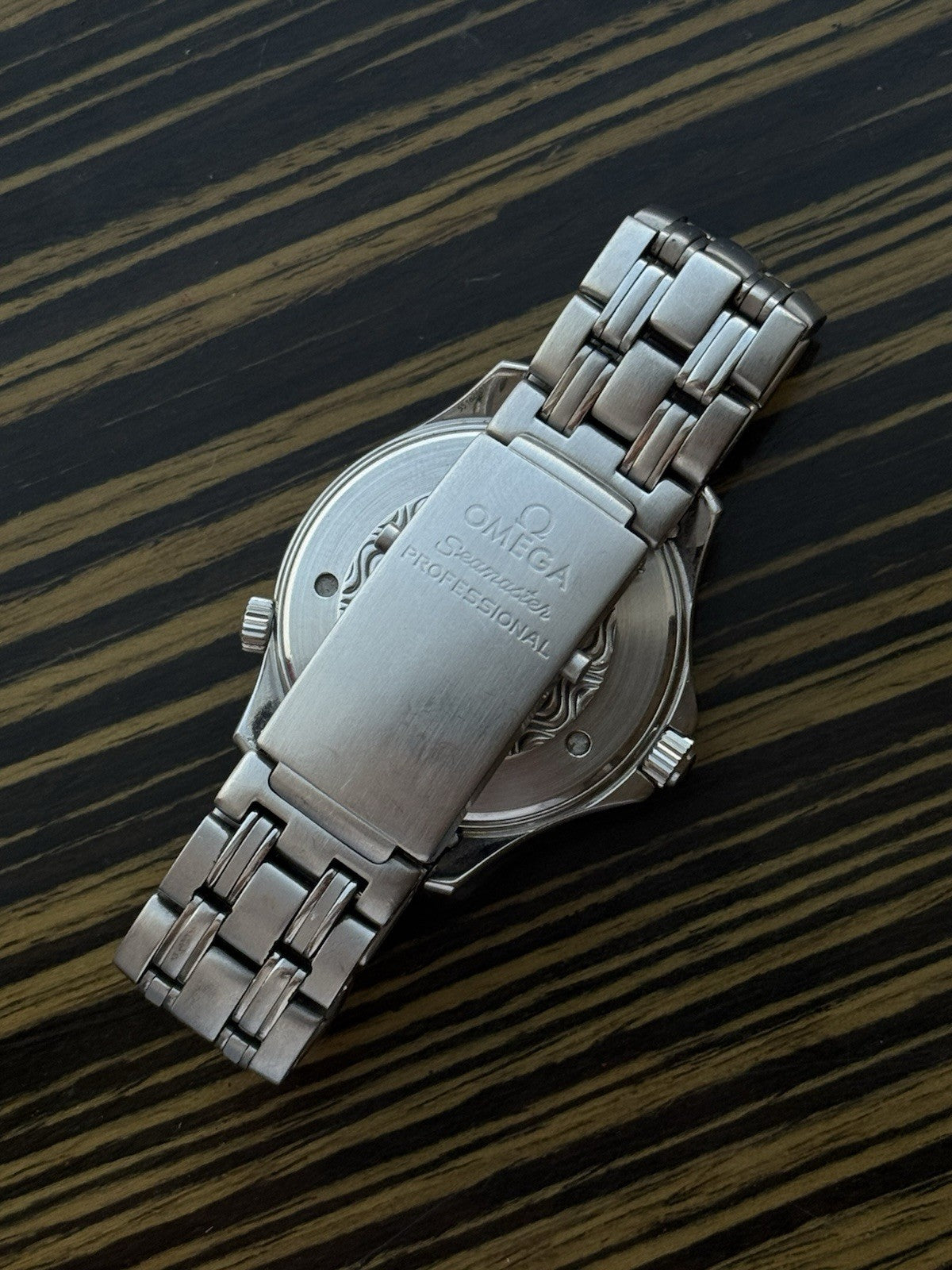 Omega Seamaster  James Bond Full Set 41mm Quartz Watch