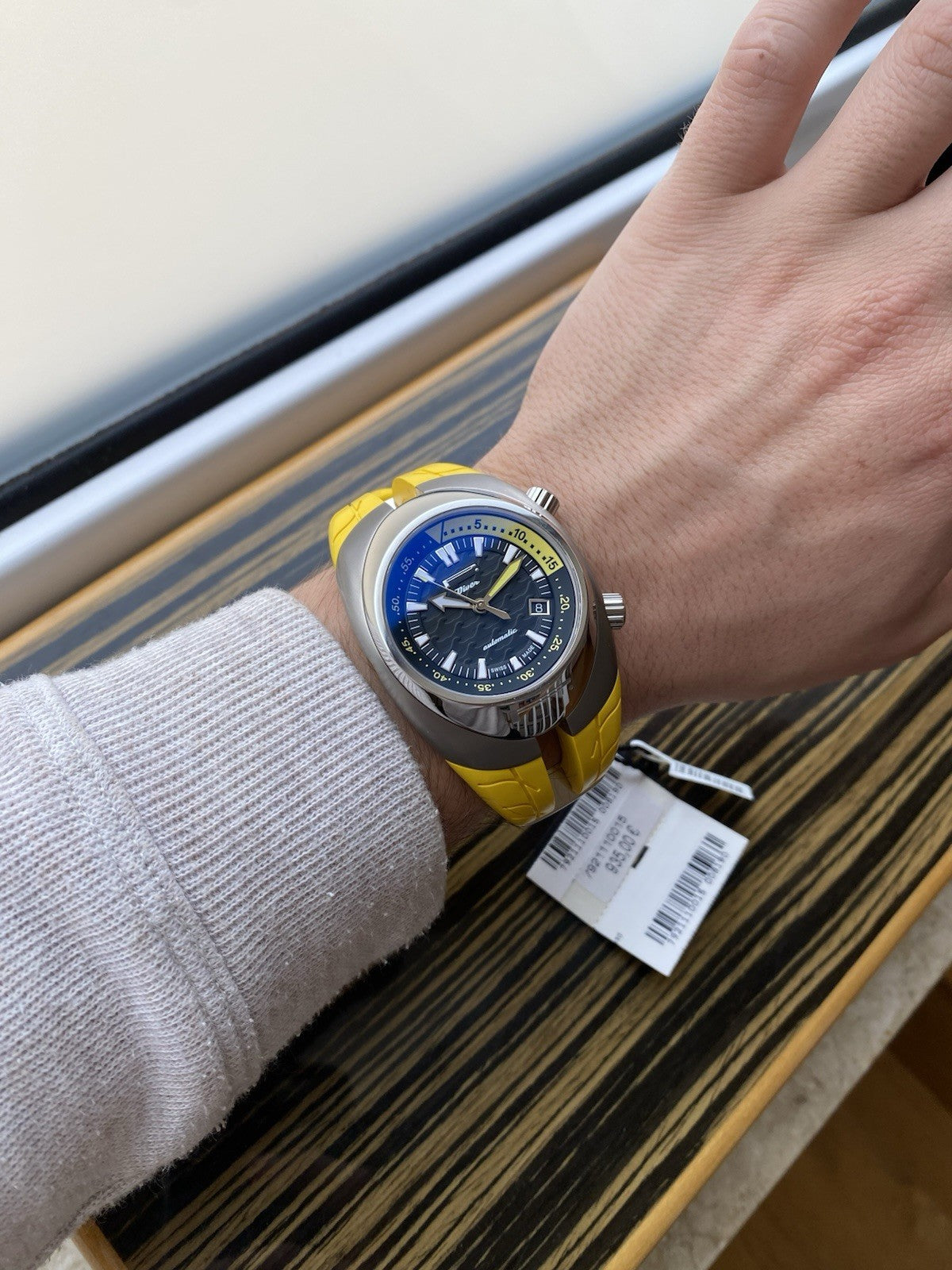 PIRELLI PZERO TEMPO MECHANICAL AUTOMATIC SWISS MADE DIVER WATCH YELLOW STRAP