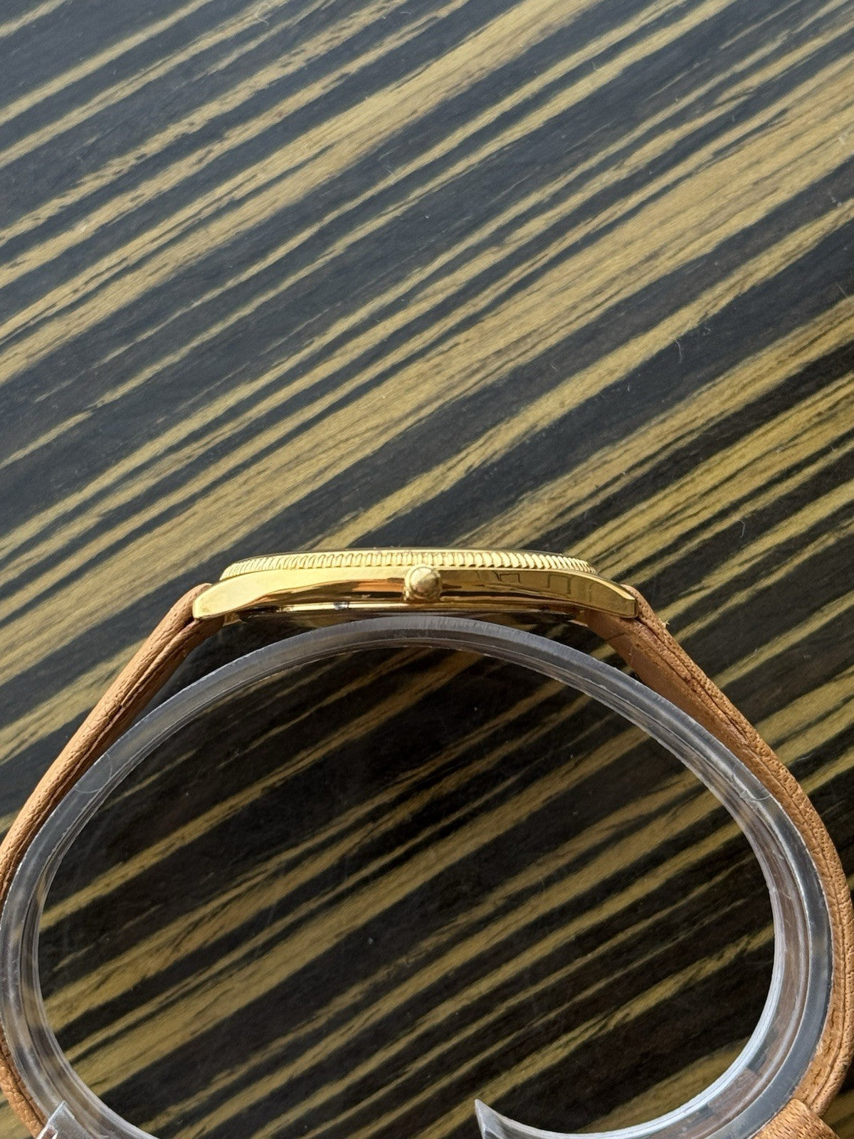 Universal Geneve Classic 33mm Quartz Watch